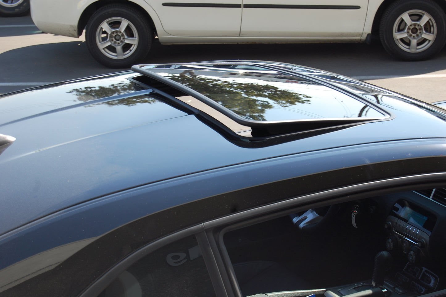 Signature Series 845 Sunroof